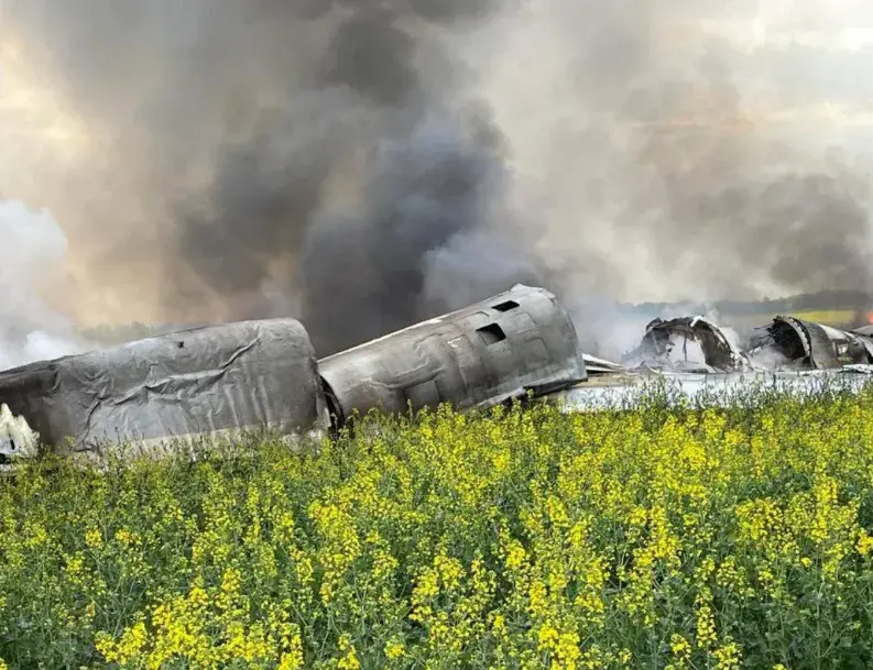 В России разбился самолет стратегической авиации — был сбит, говорят в Киеве