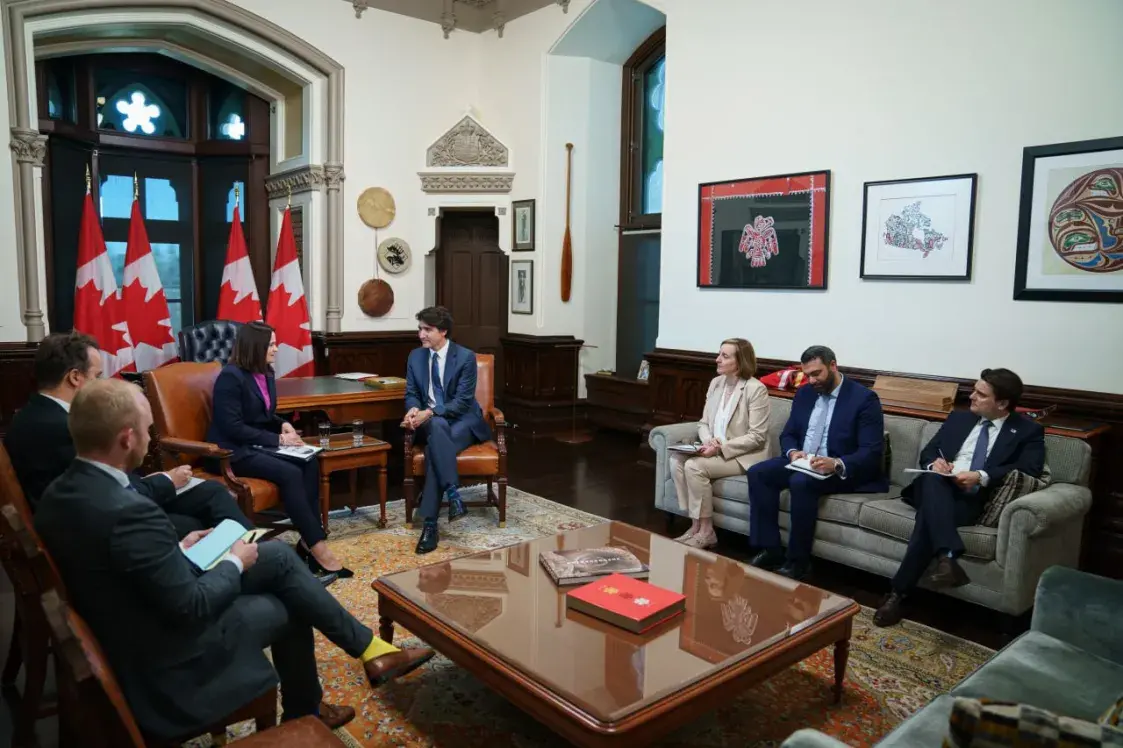 Прэм'ер-міністр Канады Трудо цікавіўся ў Ціханоўскай лёсам палітвязняў