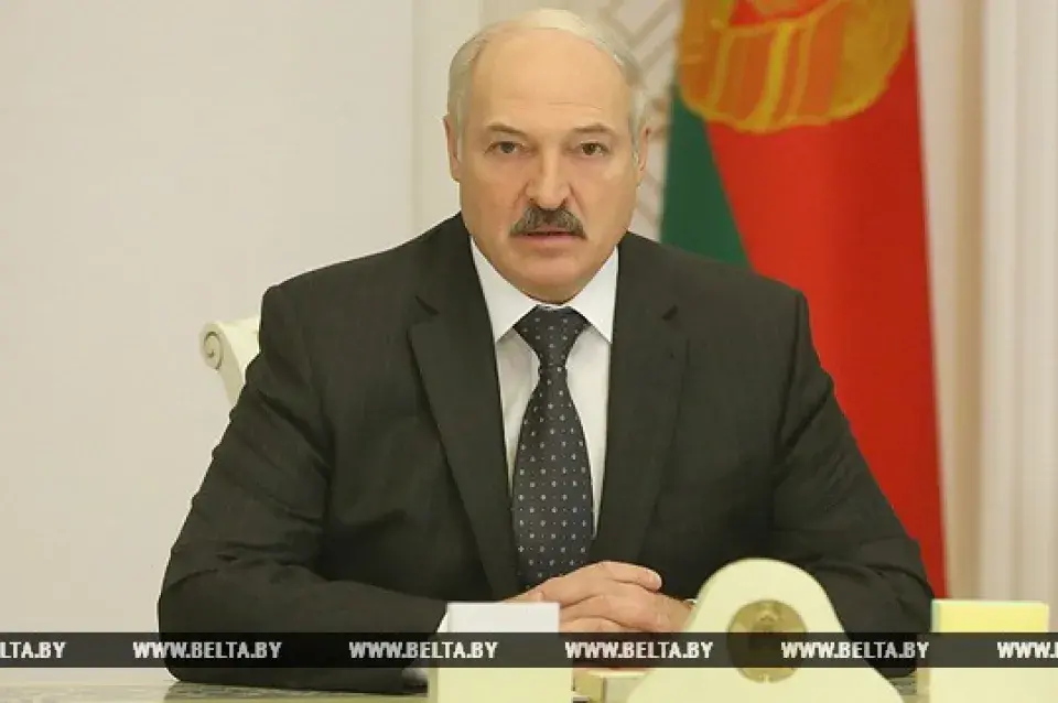 Лукашэнка заявіў, што не хапае нармальных кіраўнікоў для прадпрыемстваў