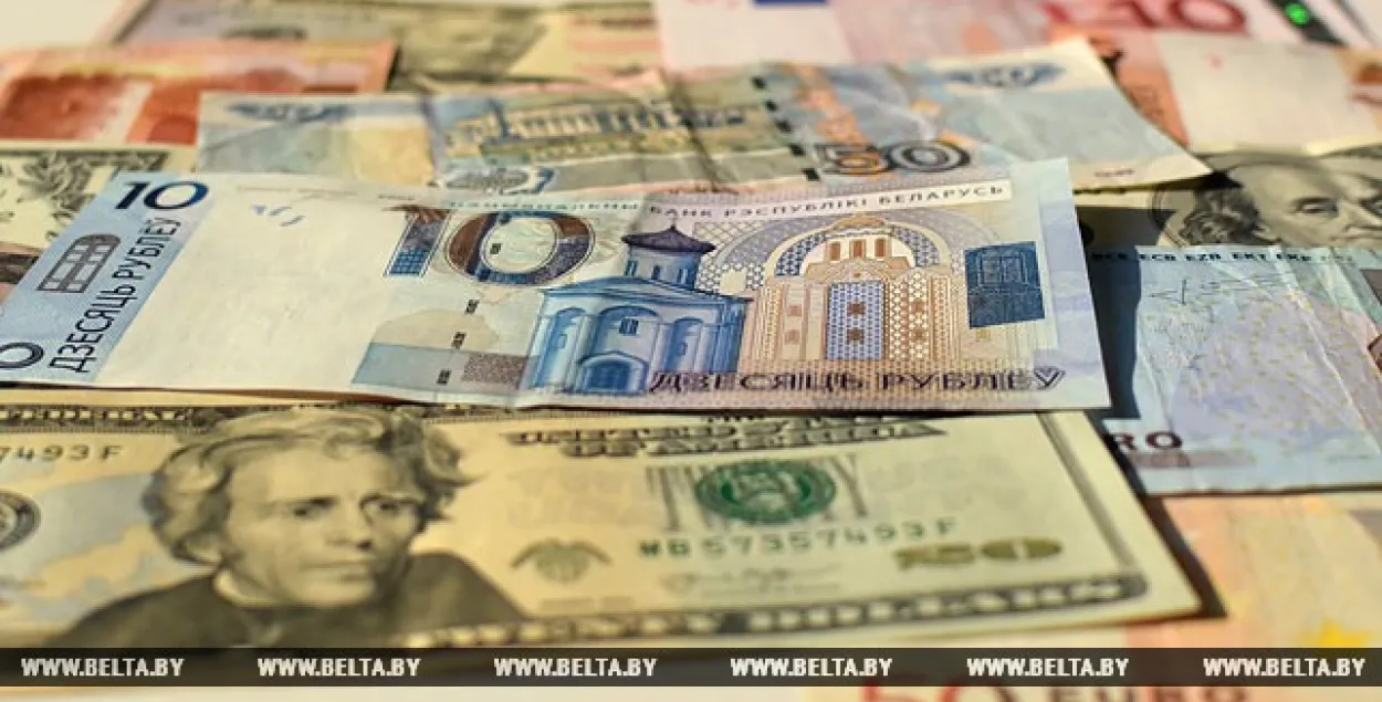 17 студзеня ў Беларусі курс долара панізіўся, курс еўра вырас