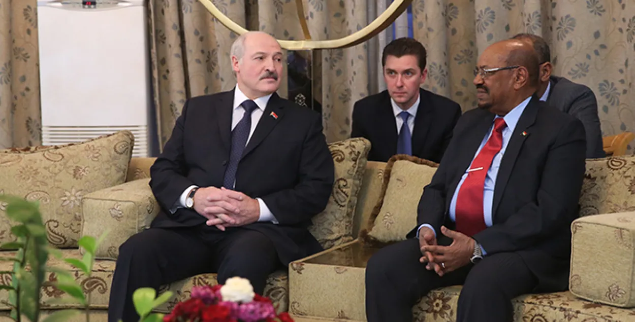 Аляксандр Лукашэнка наведвае Судан