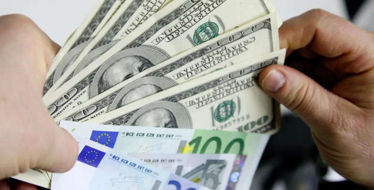 10 студзеня ў Беларусі павысіліся курсы долара і еўра