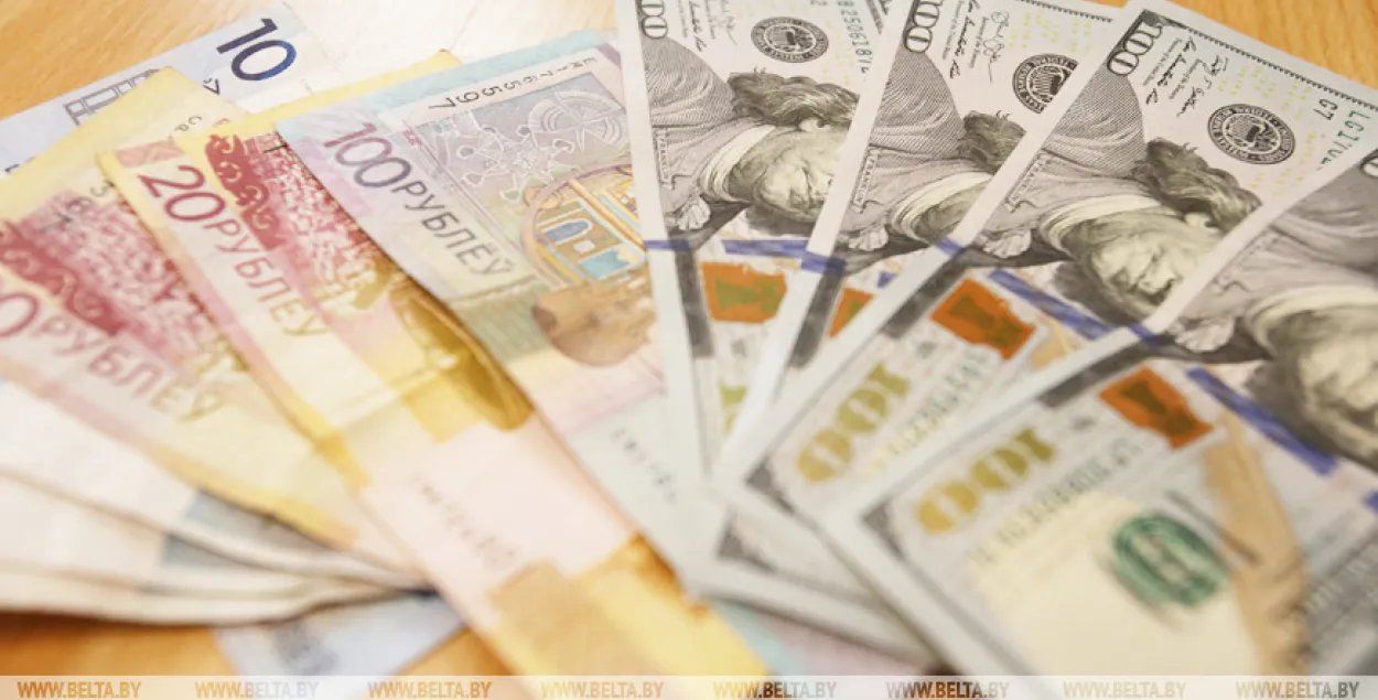 На таргах 23 снежня ў Беларусі знізіліся курсы долара і еўра