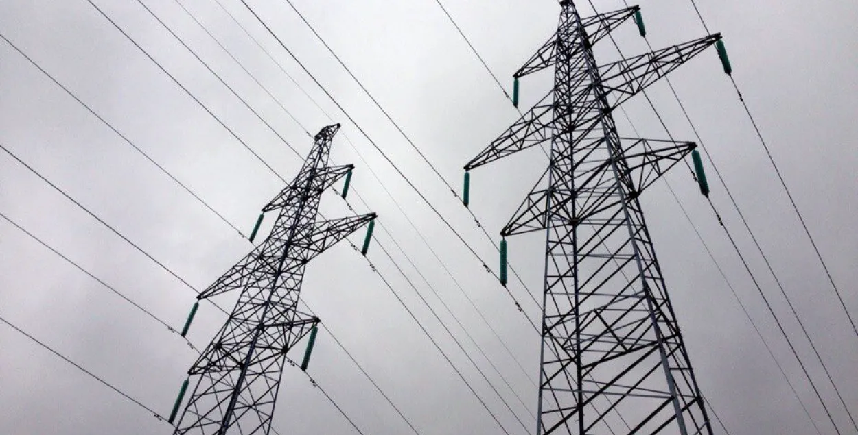 “Белэнерга”: Цягам сутак у 400 населеных пунктах былі перабоі з электраэнергіяй