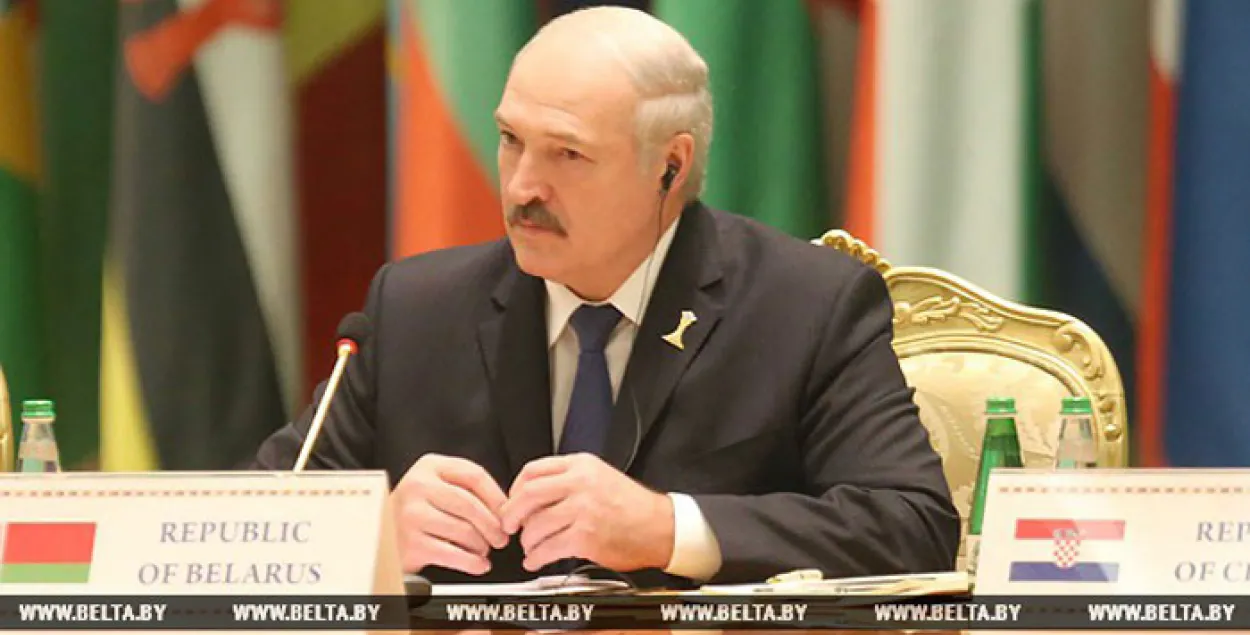 Лукашэнка заклікае памірыцца "нашу Расію" і "сяброўскую нам Турцыю"