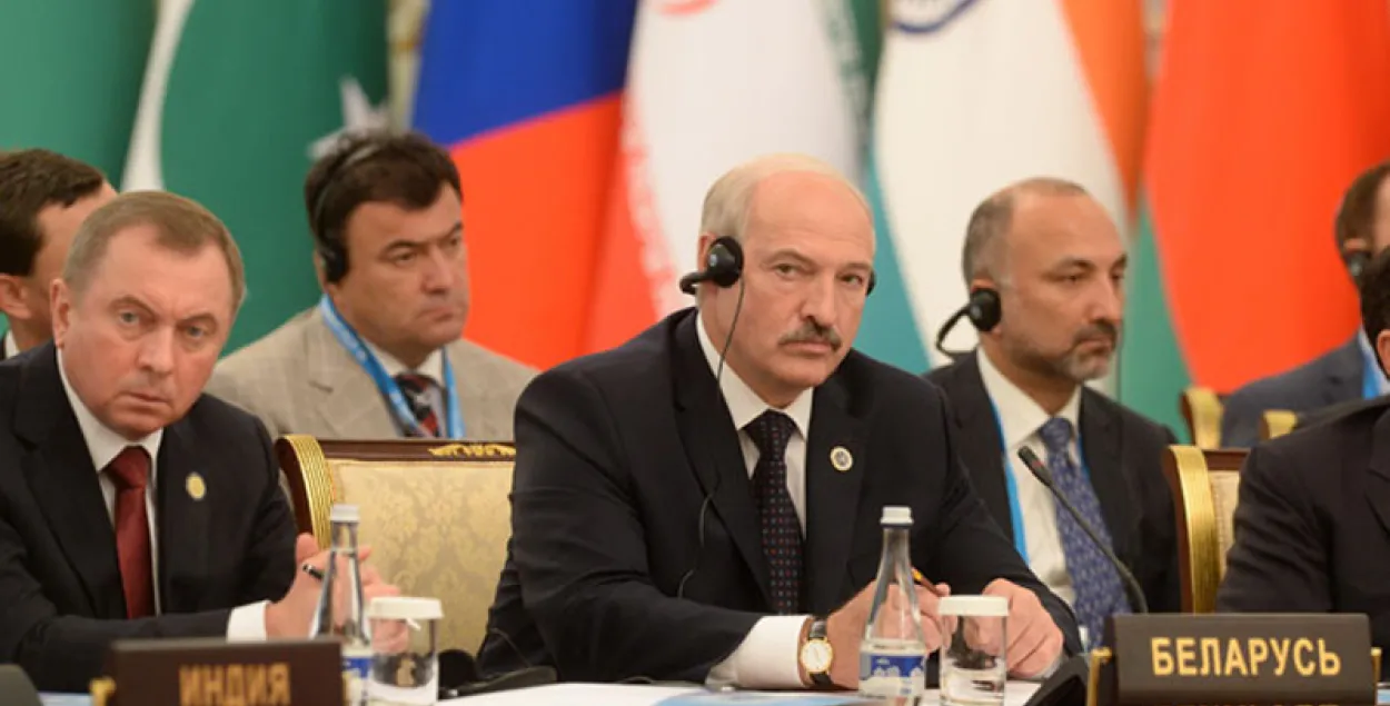 Візіт Лукашэнкі ва Узбекістан завяршыўся 