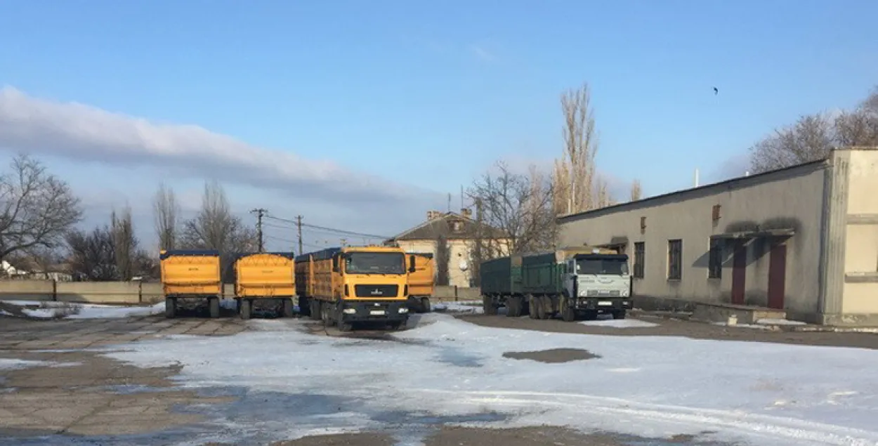Ва Украіне знайшлі яшчэ 50 грузавікоў, якія скралі ў беларускага завода (фота)