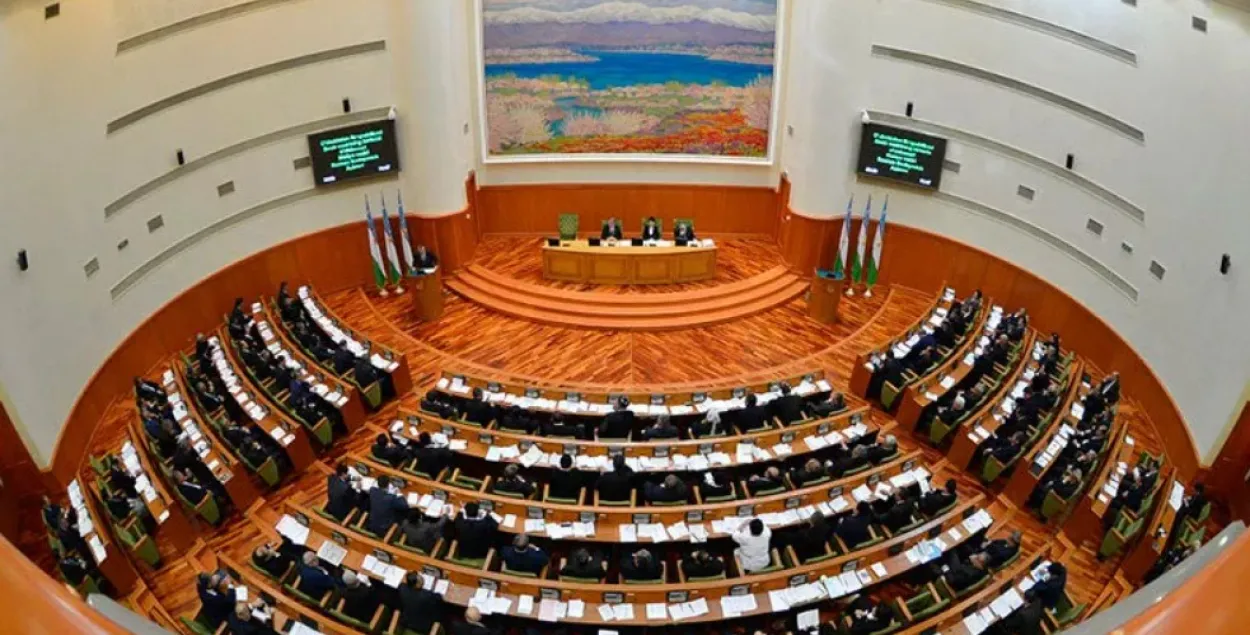 Пасяджэнне верхняй палаты парламента Узбекістана&nbsp;/ senat.uz