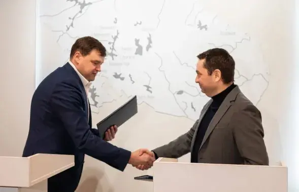 Андрей Бунаков (слева) в Мурманске
