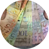 Беларус з Венесуэлы: Долар вырас у 126 разоў, мая фірма закупіла браневікі 