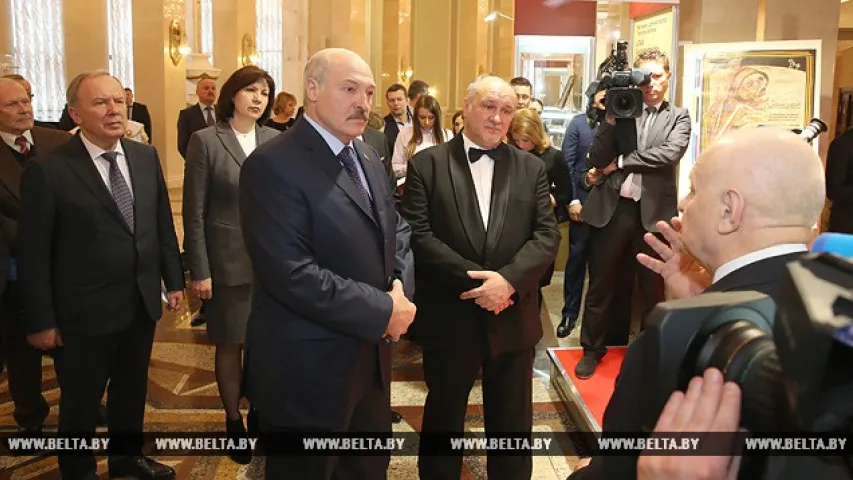 Лукашэнка чакае беларускае кіно, на якое б "народ валам ішоў"