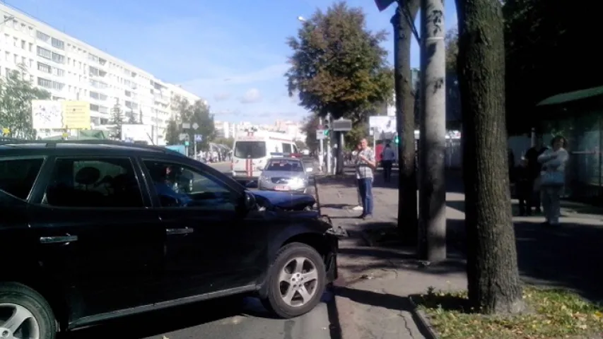 У Мінску пазадарожнік збіў хлопца, які выйшаў з трамвая (фота)