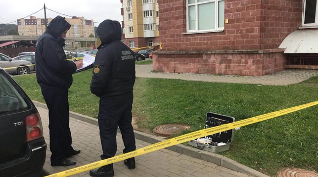 16-гадовы хлопец упаў у Мінску з 14-га паверха