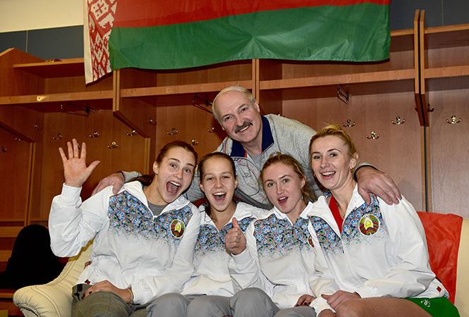 Капітан тэніснай зборнай: Лукашэнку прыемна пагутарыць з прыгожымі дзяўчатамі