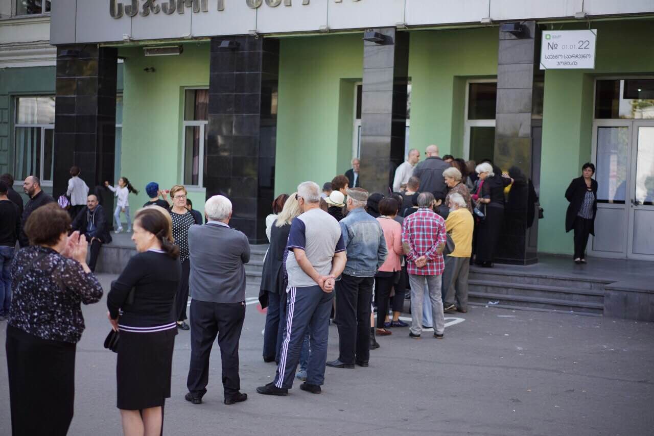 В Грузии прошли парламентские выборы, но до развязки еще далеко