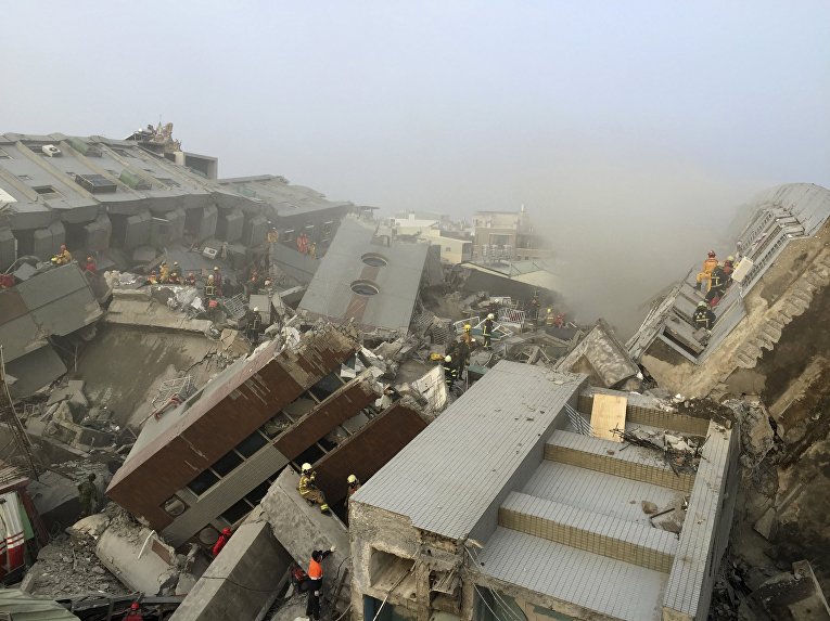 На Тайвані падчас землятрусу разваліўся 17-павярховы жылы комплекс