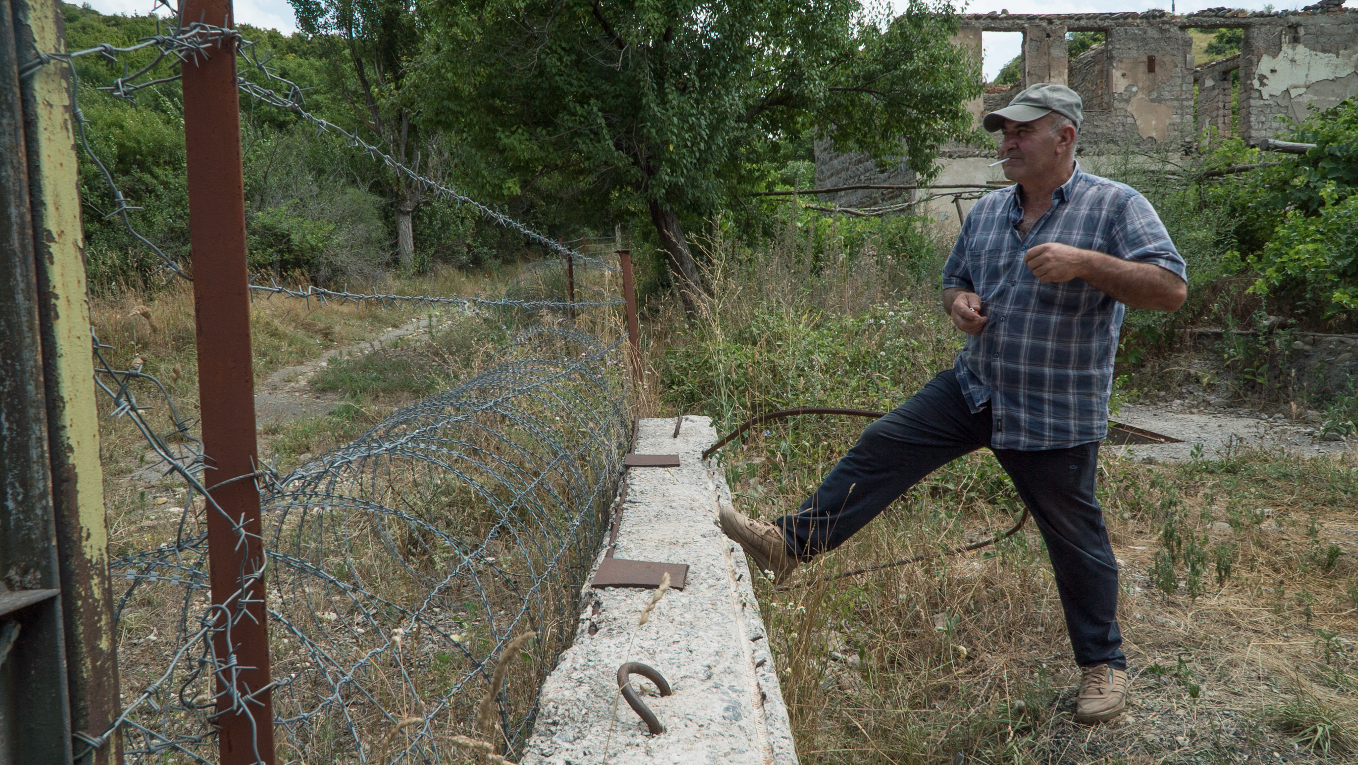 Жизнь через колючую проволоку: линия разграничения с Южной Осетией