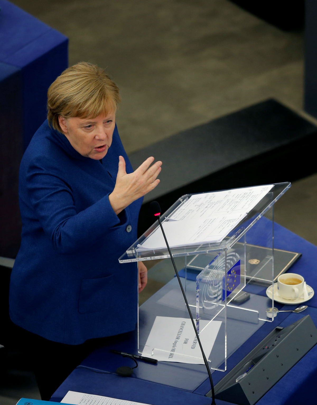 Меркель: Адзіная еўрапейская армія не накіравана супраць NATO