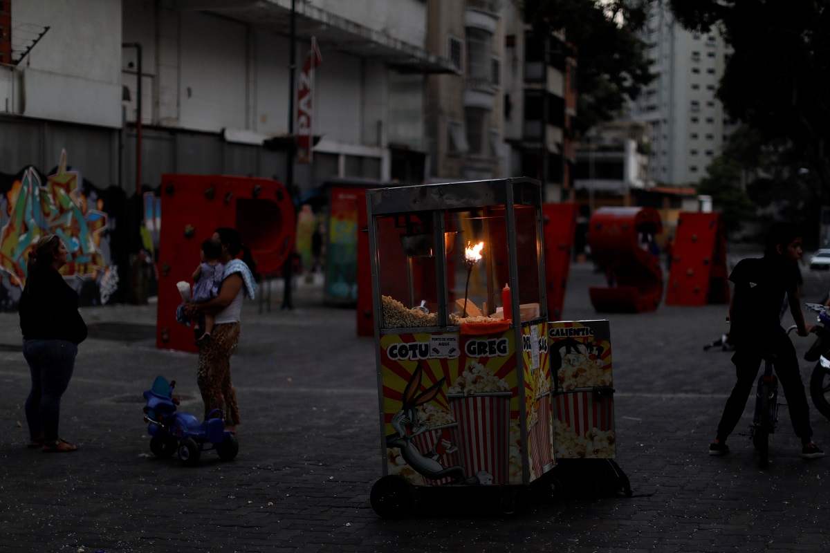 Венесуэла во мгле: чем живёт страна после отключения электричества (фото)