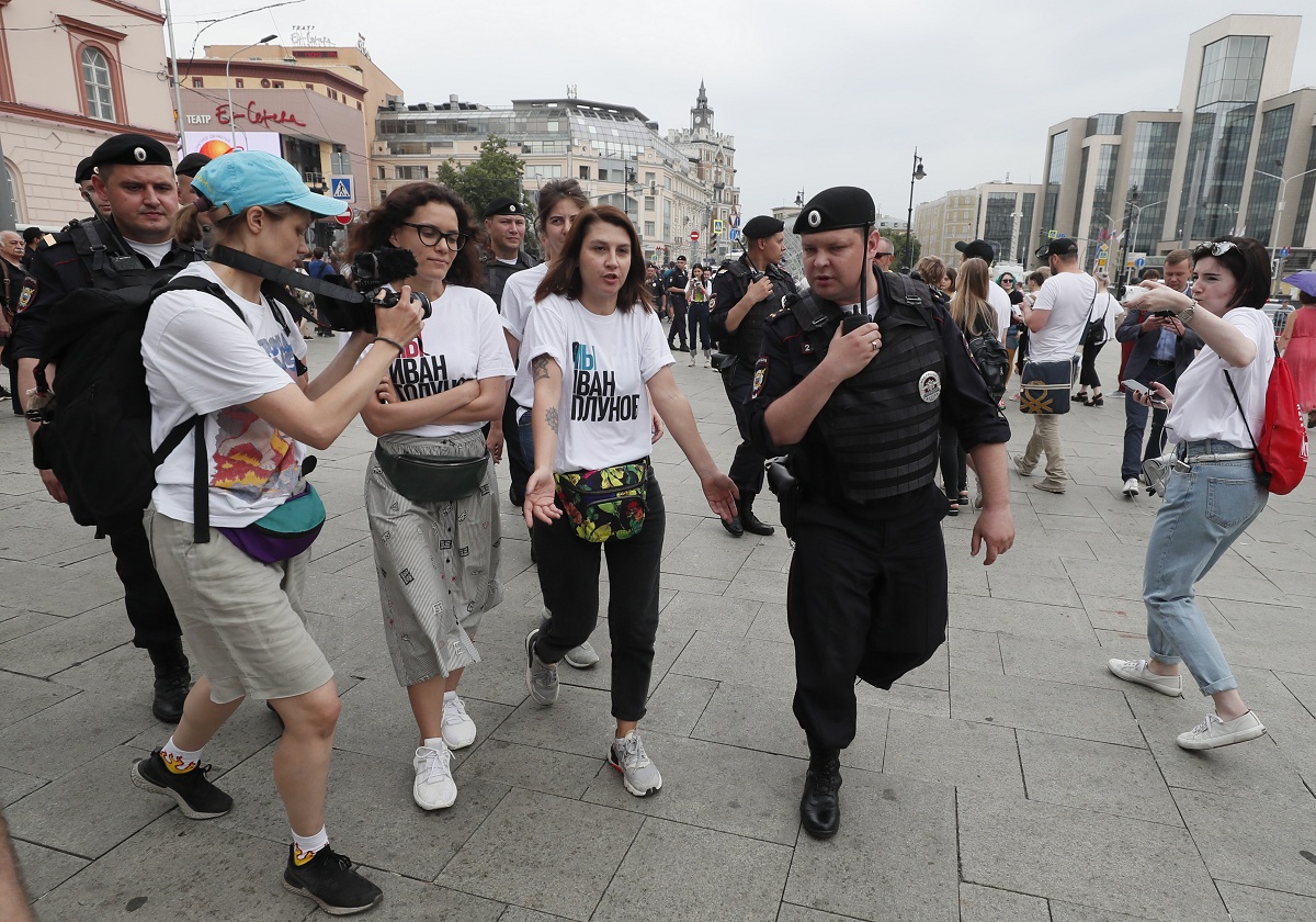 У Маскве на маршы ў падтрымку Івана Галунова затрымліваюць журналістаў