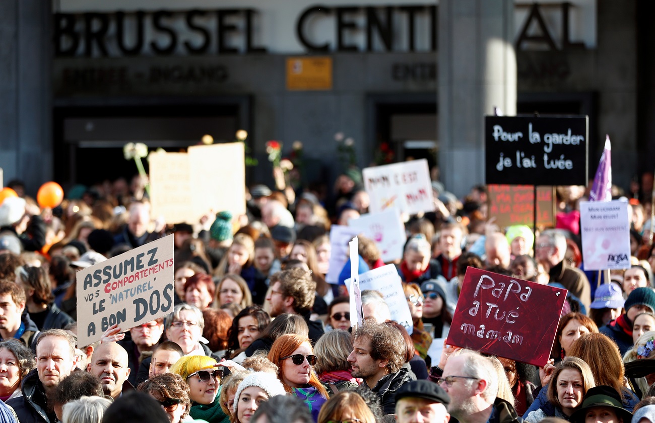 Она ушла от него, он её убил: в Брюсселе — демонстрация против домашнего насилия