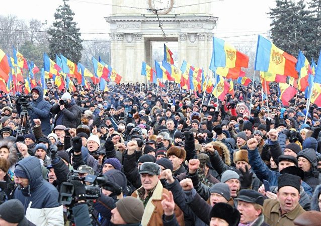 Пратэсты ў Малдове аб’ядналі тых, хто выступае за Румынію, за ЕС і за Расію