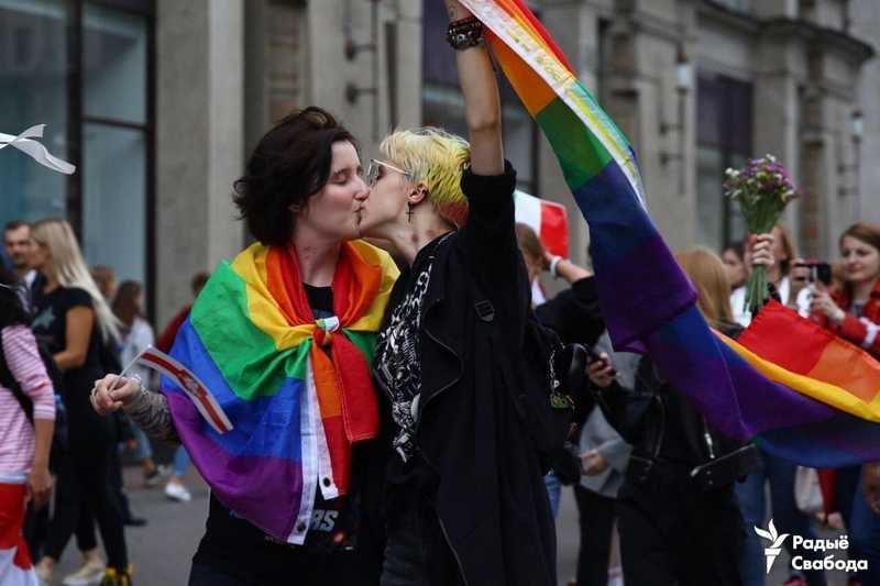"Радужное знамя Содома": провластная пропаганда оседлала тему гомофобии