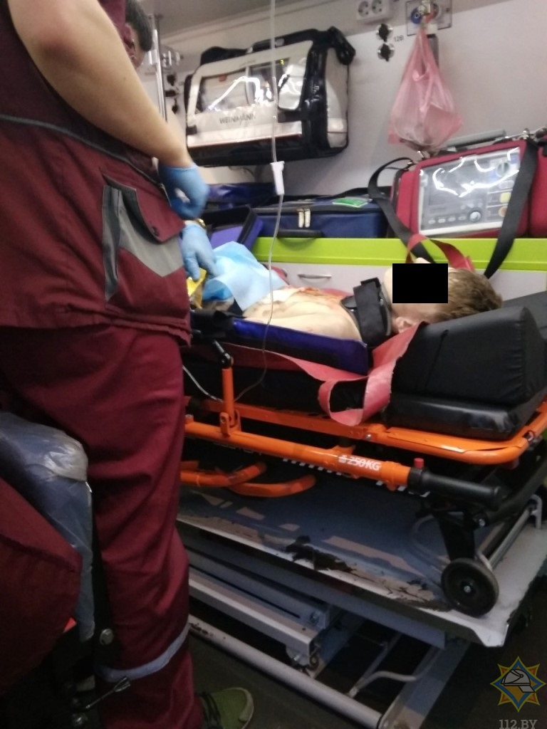 В Минске подросток залез на вагон и чуть не умер, получив удар током
