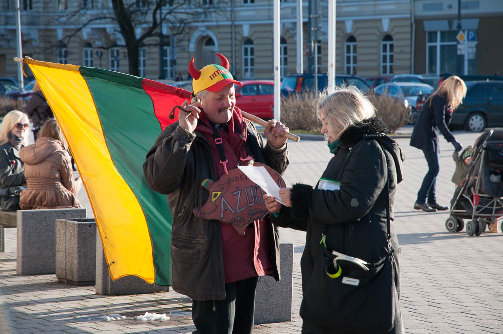 Чым адрозніваюцца праграмы кандыдатаў у Беларусі і краінах ЕС?