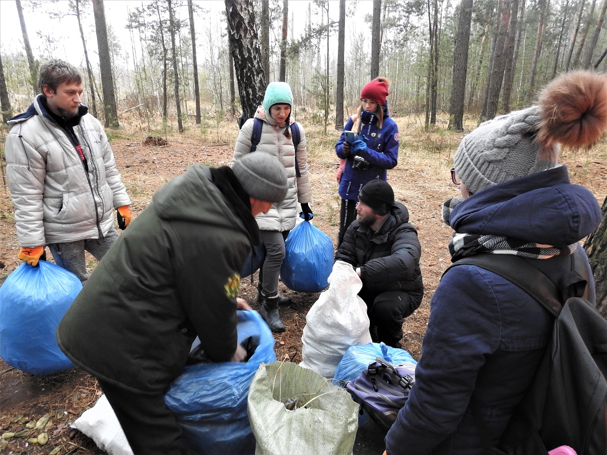 Минск — Ольманы: как мы собрали 20 мешков мусора с “лёгких Европы”