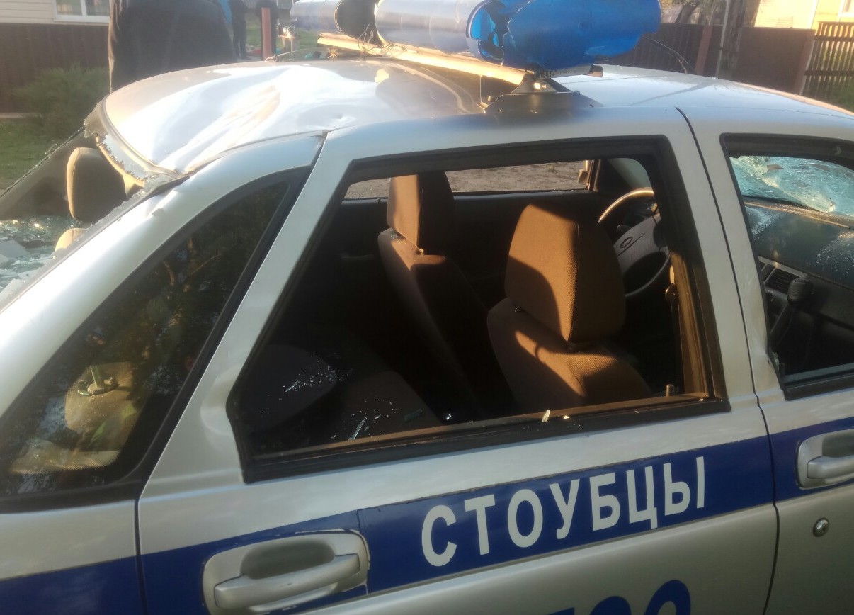У Стаўбцоўскім раёне на міліцыянера напалі вяскоўцы з віламі ў руках