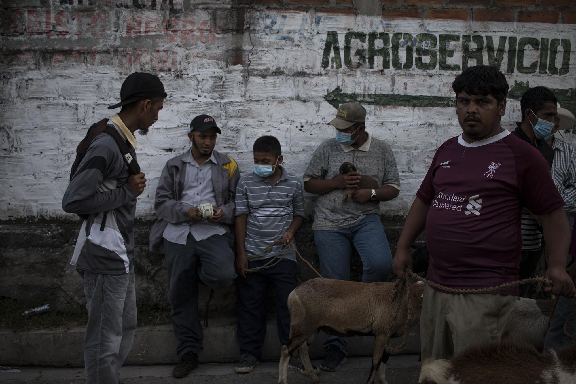Сальвадорские тианге: наличные или бартер. Никакого биткоина