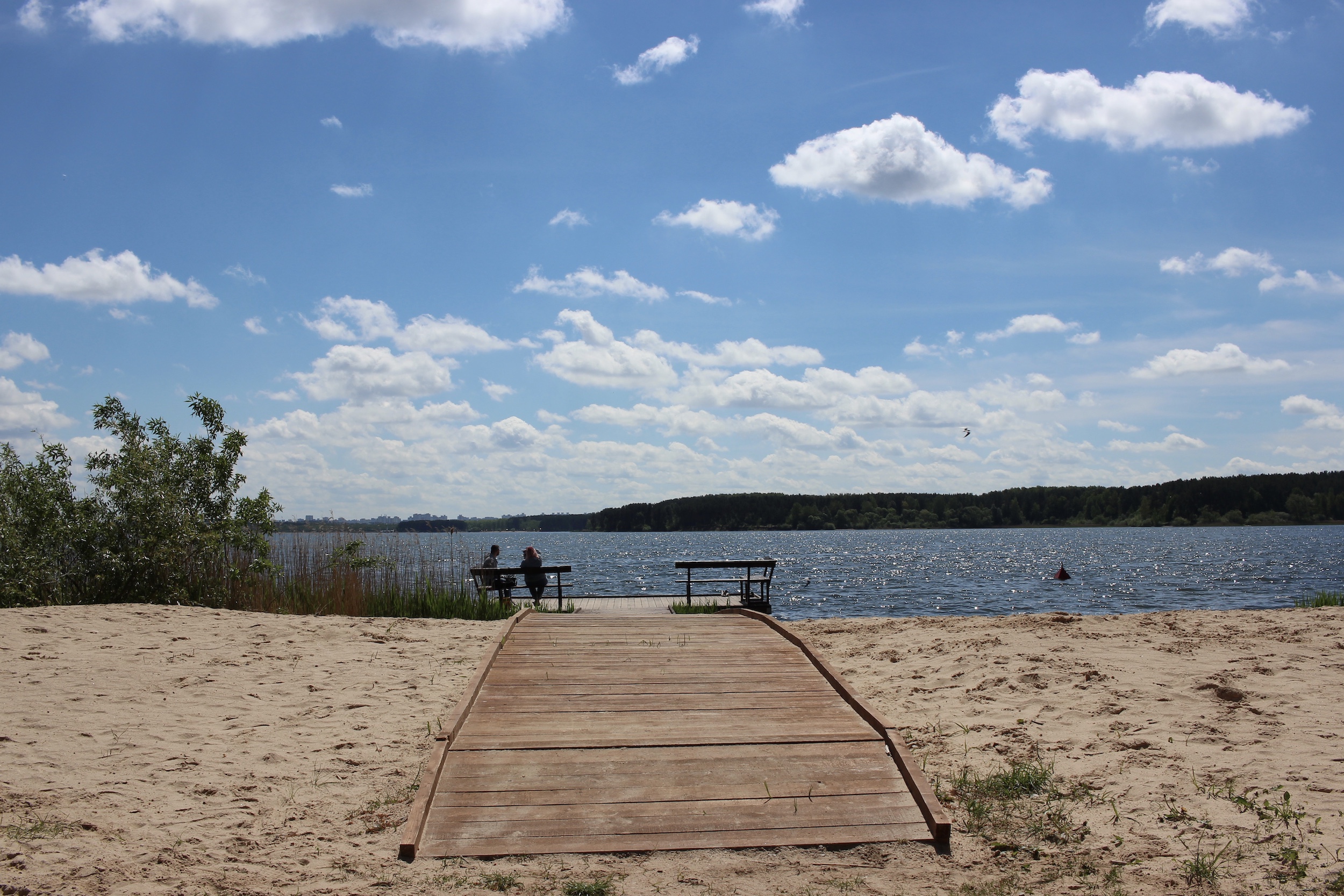 На Минском море появился первый в Беларуси инклюзивный пляж