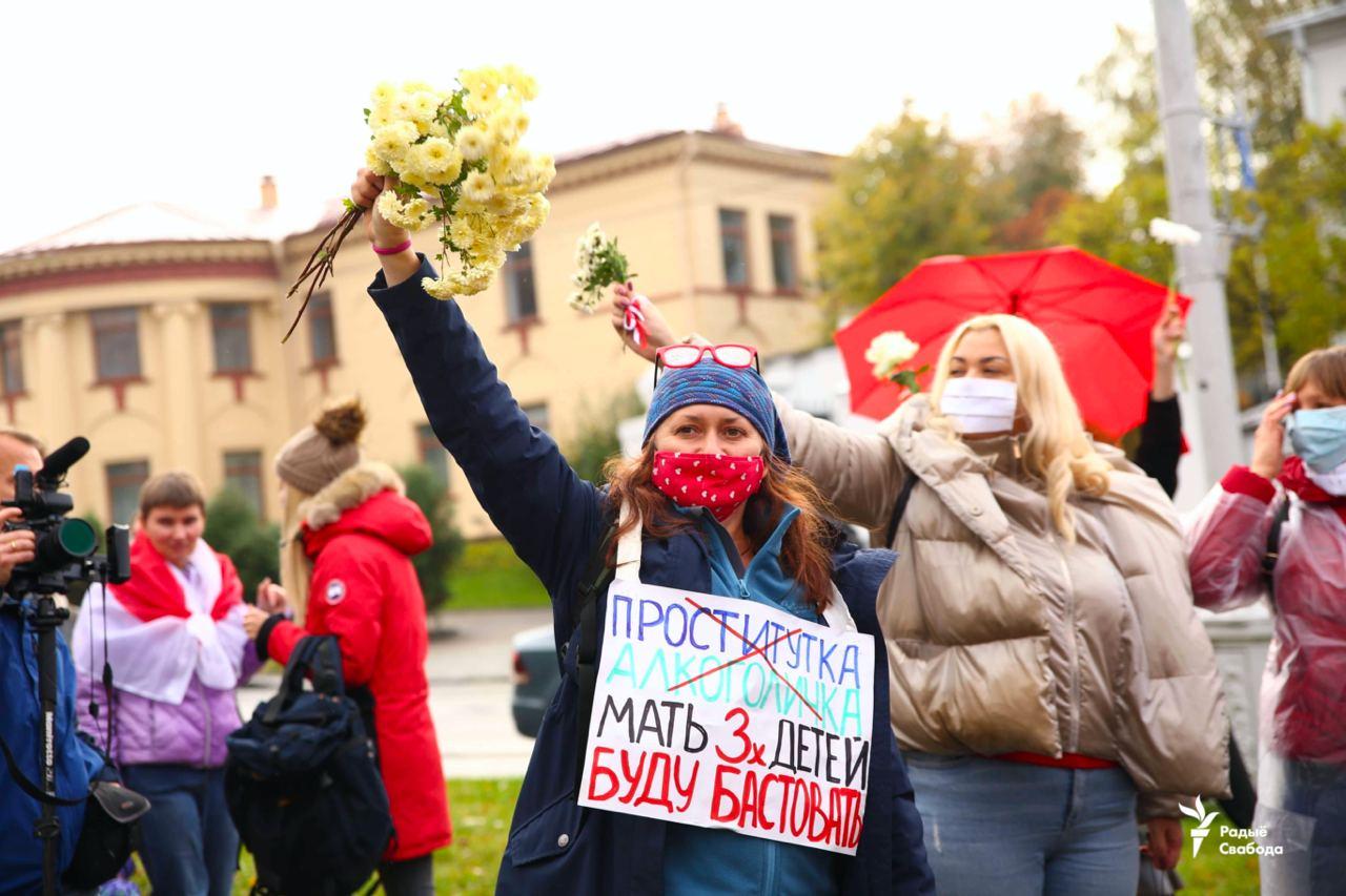 Протест под зонтами: в Минске прошёл Женский марш