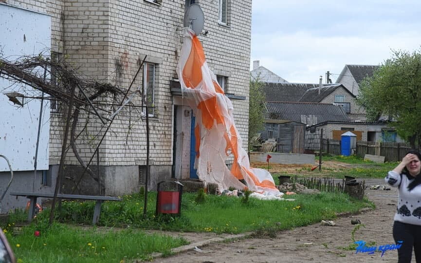 “Катапультировался, но разбился о стекло”: очевидцы о трагедии в Барановичах