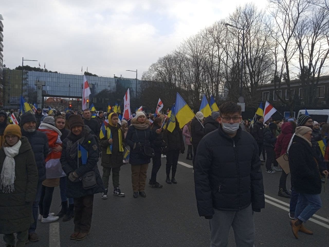 В Варшаве проходят акции в поддержку Украины
