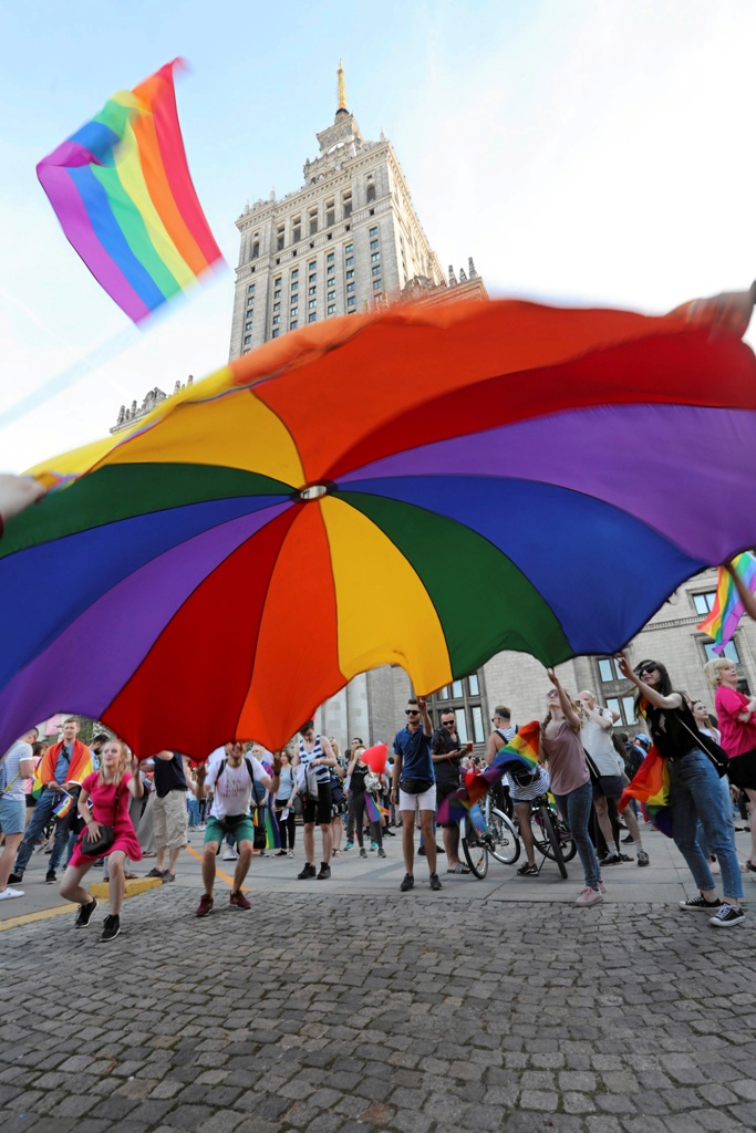 “Я павінен быць п*дарам?”: як лечаць гомасексуалізм у Польшчы