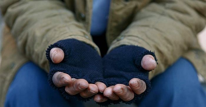 "Накрываюсь, не раздеваясь, и сплю": как минские бездомные переживают морозы
