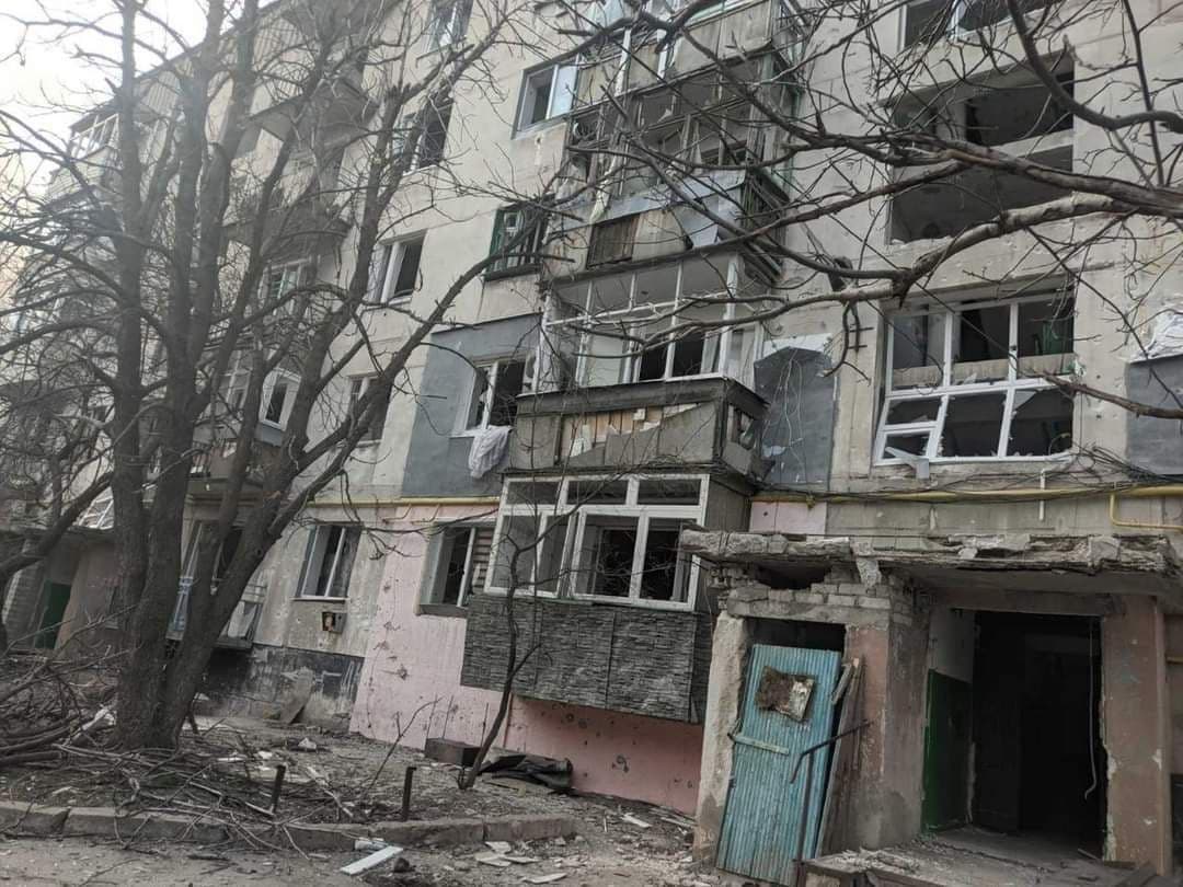 В Киевe возобновляют работу посольства, а в Харькове —  школы. 48-е утро войны