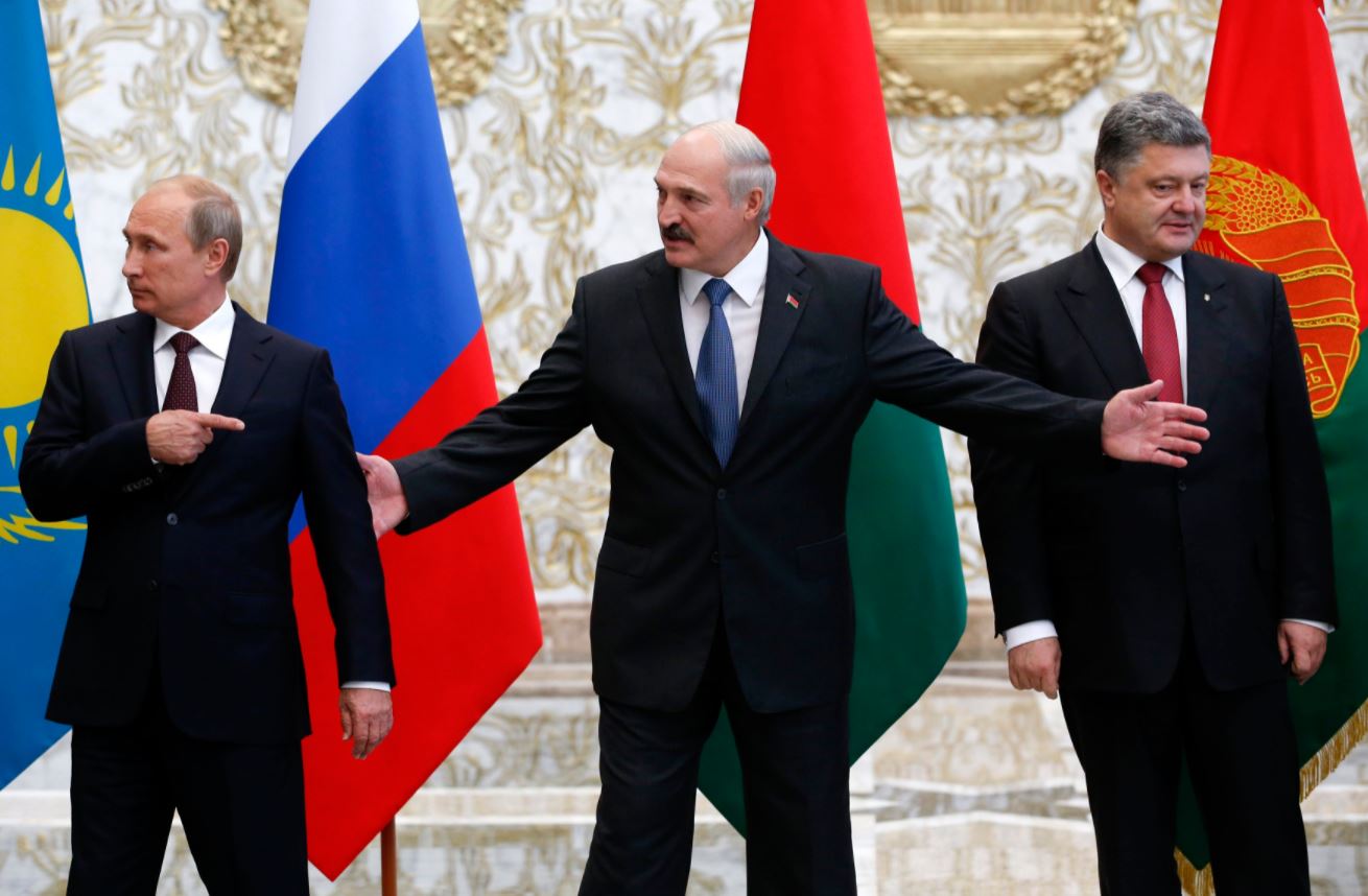 Почему Зеленский говорит, что Лукашенко у власти — это “выбор белорусов”?