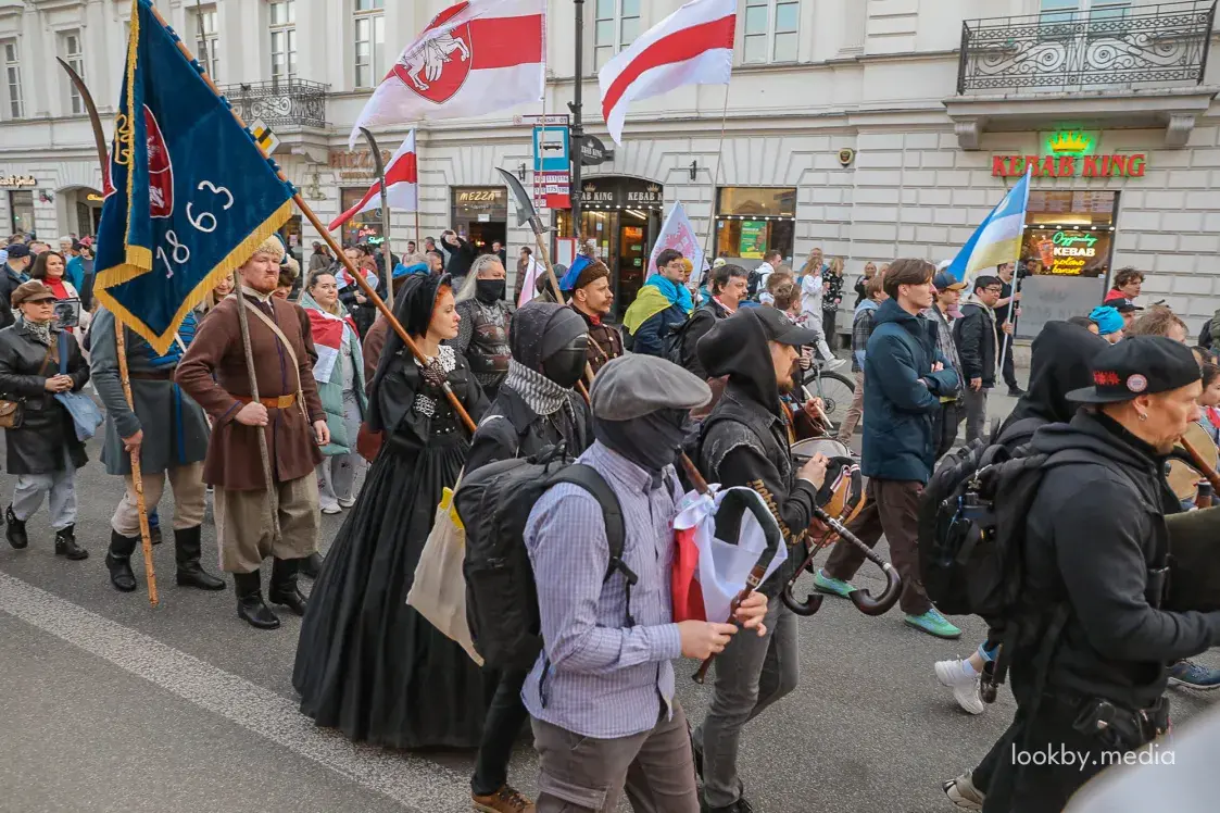 В Варшаве прошёл марш в честь Дня Воли. Фотофакт