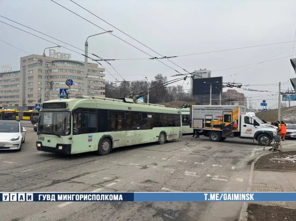 У Мінску тралейбус збіў двух дарожных рабочых