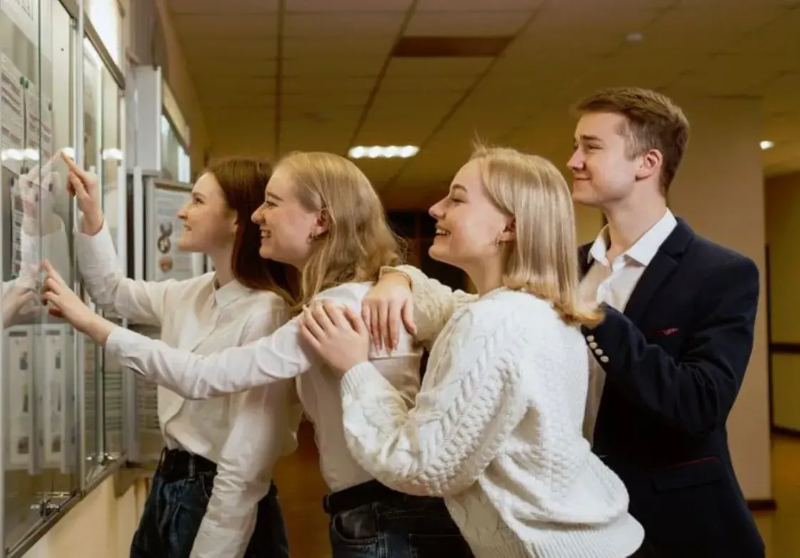 Хотят в дизайнеры, а не аграрии: первые итоги вступительной кампании в Беларуси