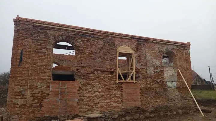На сінагозе XVIII стагоддзя ў Ваўкавыскім раёне з'явіўся дах