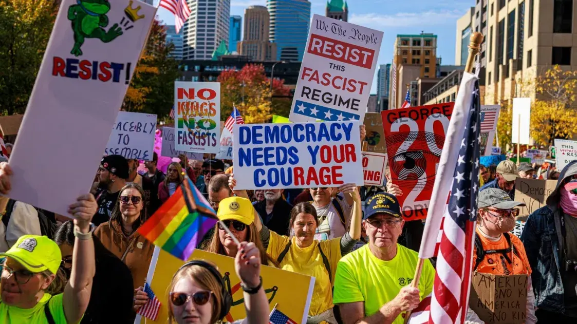 У ЗША прайшлі маштабныя пратэсты супраць Трампа