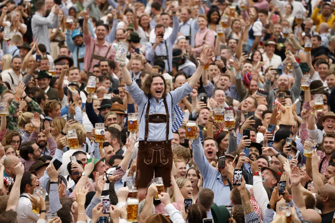 Трампа чакае (чарговы) суд, немцы пачалі менш піць піва — #ІхНоравы