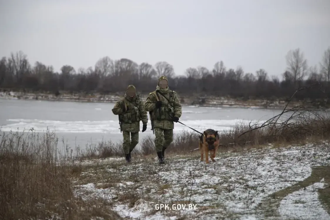 На мяжы з Украінай загінулі два беларускія памежнікі — праваліліся пад лёд