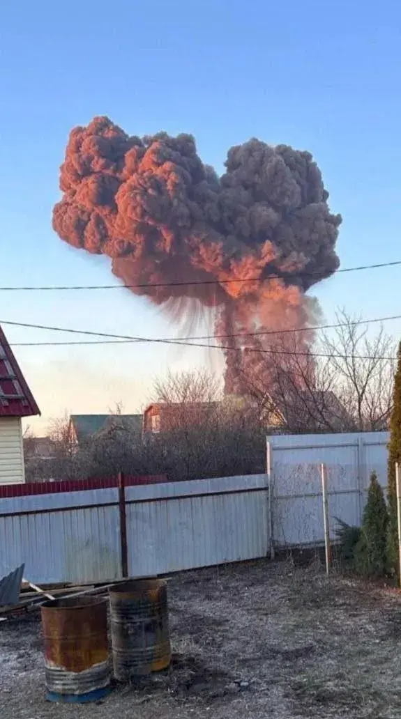 Беспілотнікі атакавалі ваенны аэрадром у Энгельсе