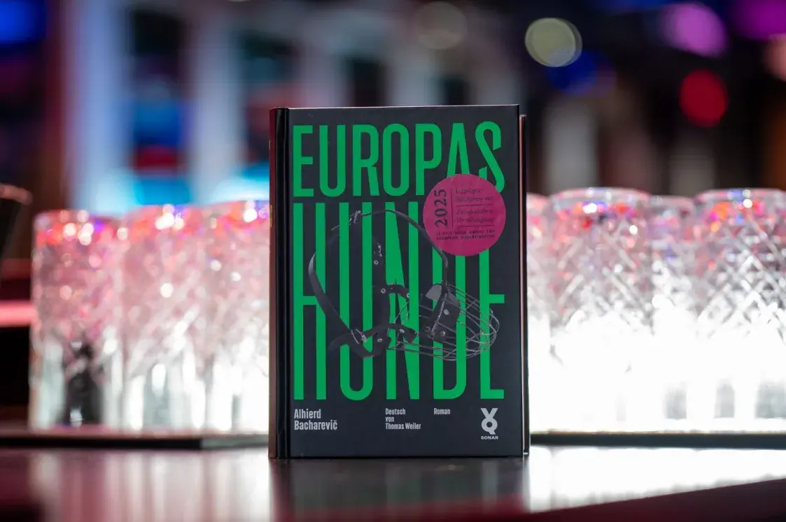 Альгерду Бахарэвічу ўручылі Лейпцыгскую кніжную прэмію 