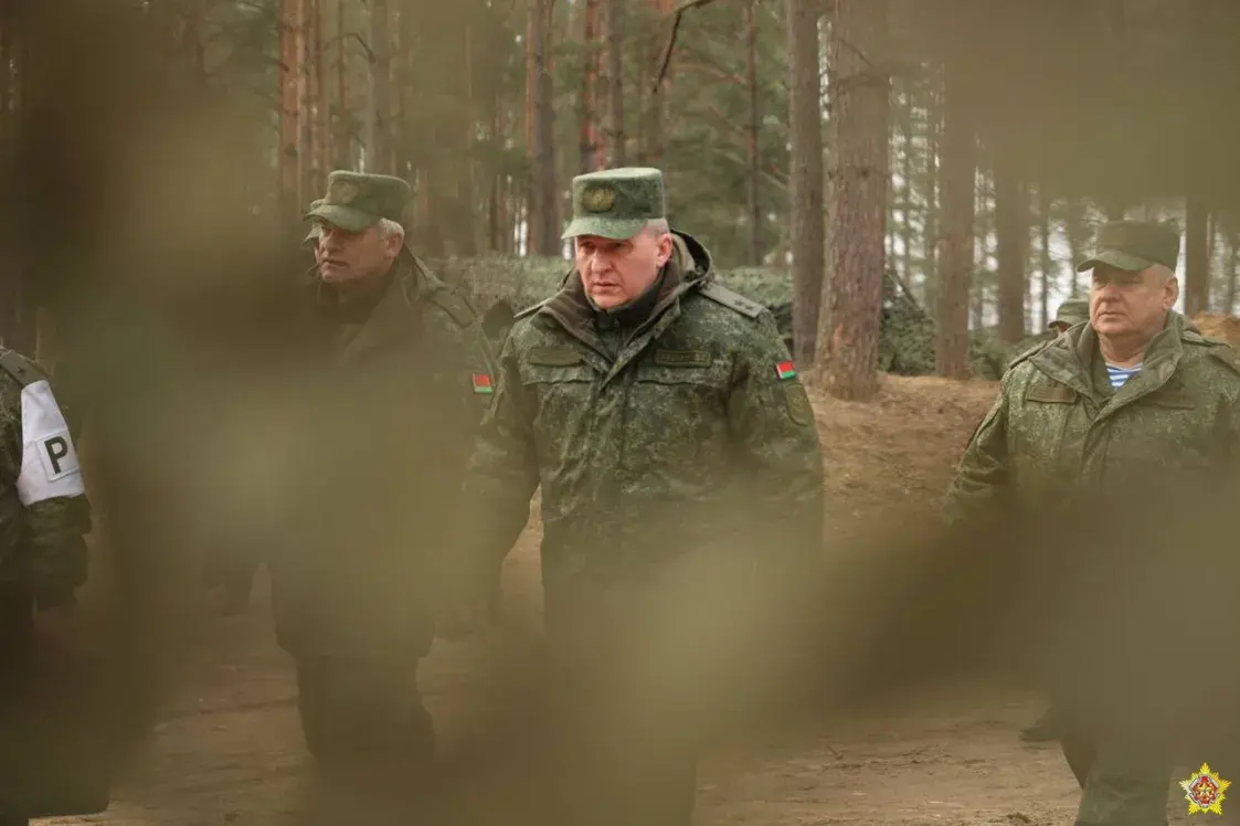 Хрэнін "збочыў з маршруту" і заехаў на камандна-назіральны пункт